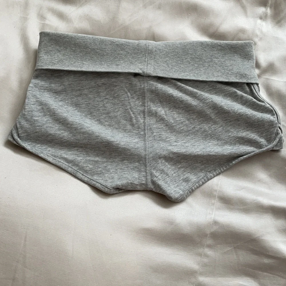 Nike running shorts - Picture 7 of 8